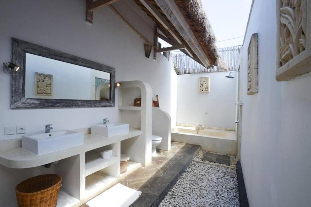 Villa Suara Ocean - A Cozy 3 Bedrooms With Pool *